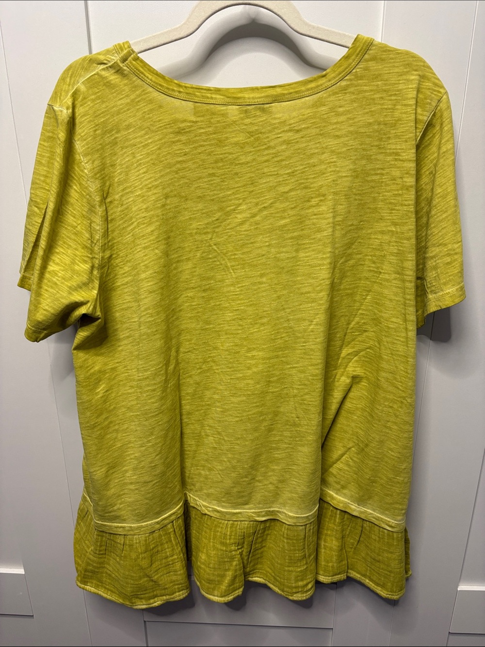 LOGO by Lori Goldstein Short Sleeve Ruffle-Hem Top with pockets - Picture 6 of 7